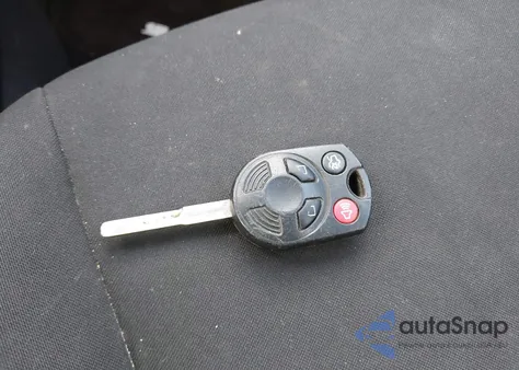 2016 Ford Focus Se z USA, uszkodzony, nr VIN 1FADP3F26GL304567